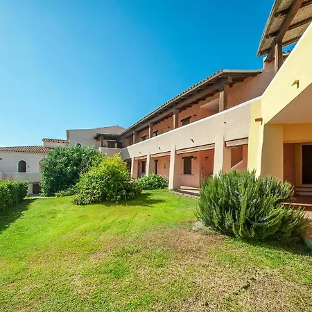 Beautiful In With Kitchen Διαμέρισμα Golfo Aranci