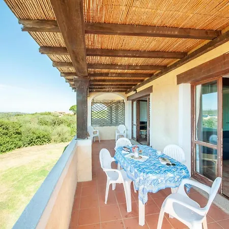 Appartement Beautiful In With Kitchen Golfo Aranci